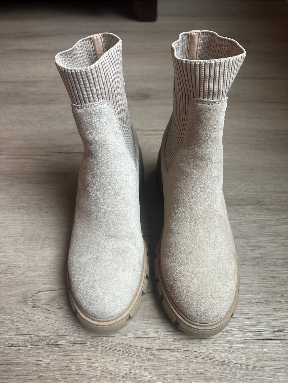 Steve Madden Hayle Platform Chelsea Boots - Women - Picture 4 of 7